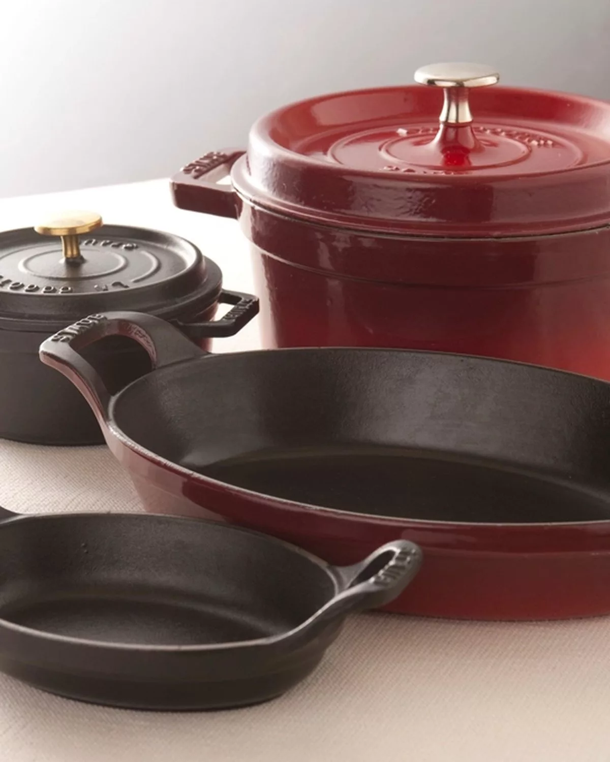 Heirloom cookware — Enamelled Cast Iron Cookware Set